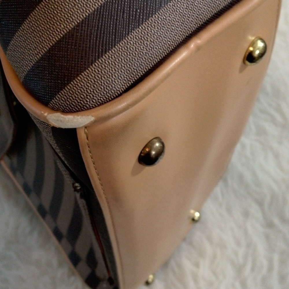 Adrienne Vittadini Studio Shoulder Bag - Picture 4 of 12